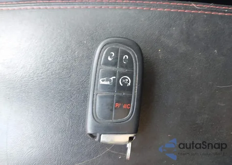 2016 Jeep Cherokee Trailhawk из США, поврежденный, VIN 1C4PJMBB5GW143518